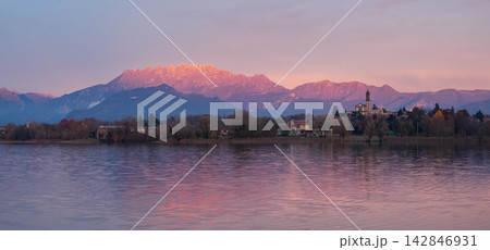 Pusiano lake, located between provinces of Como and Lecco, in Brianza, Italy. Pusiano lake, located between provinces of Como and Lecco, in Brianza, Italy. 142846931