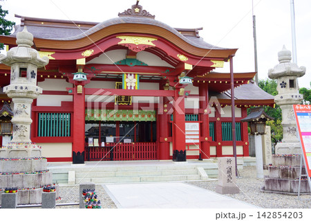 神玉巡行 上野天満宮 拝殿と灯籠 名古屋三大天神 神玉巡行 上野天満宮 拝殿と灯籠 名古屋三大天神 142854203
