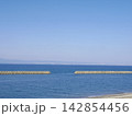 道の駅たるみずはまびらより望む錦江湾(鹿児島県垂水市) 142854456