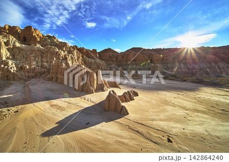 Cathedral Gorge State Park Eroded Clay Formations and Sunburst in Nevada 142864240