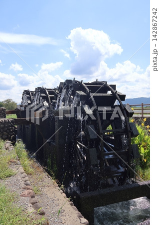 福岡県朝倉市の三連水車 福岡県朝倉市の三連水車 142867242