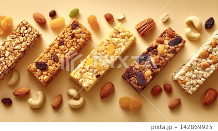 Granola bars, snack bars, and nuts offering healthy nutrition 142869925