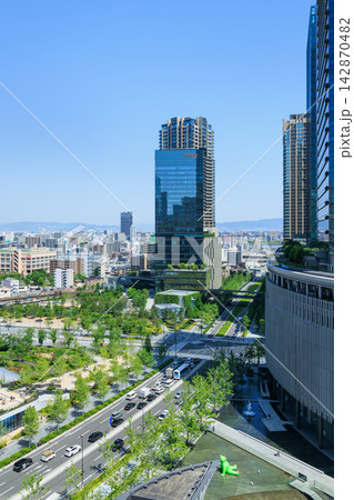 初夏の大阪梅田の街並み (大阪府大阪市北区梅田) 初夏の大阪梅田の街並み (大阪府大阪市北区梅田) 142870482