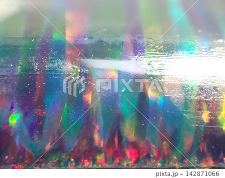 オパール原石マクロ画像 142871066