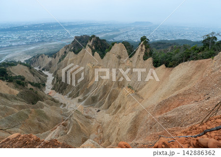 台湾小百岳No.35 火炎山登山ルートの風景 142886362