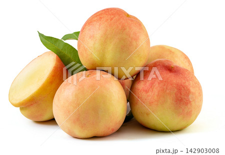 fresh Ripe Yangshan Honey Peaches Whole and Halved 142903008