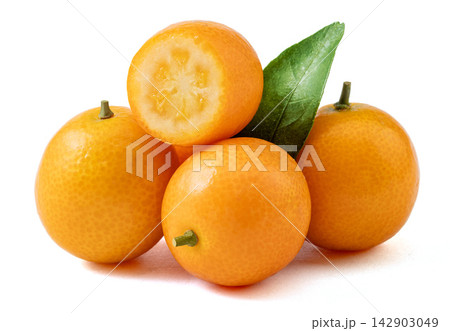 fresh Oval Kumquats Whole and Cross Section Cut 142903049