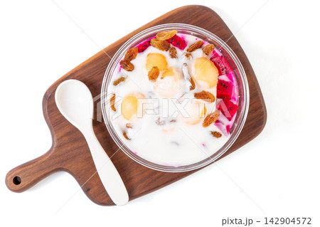 peach and Dragon Fruit Yogurt Fruit Dessert Bowl peach and Dragon Fruit Yogurt Fruit Dessert Bowl 142904572
