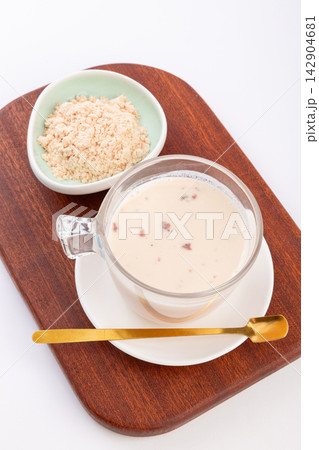 freeze Dried Strawberry Soy Milk Powder Traditional Beverage Ingredient 142904681