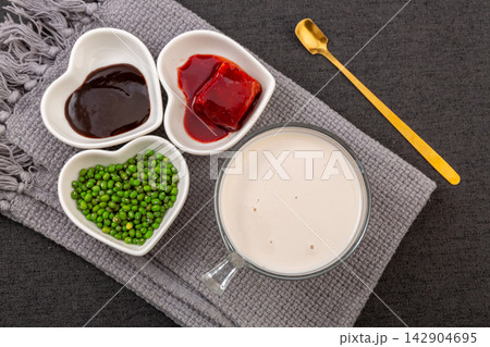 chinese Jianbing Guozi Flavor Milk Traditional Breakfast Beverage chinese Jianbing Guozi Flavor Milk Traditional Breakfast Beverage 142904695