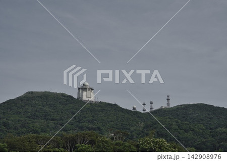 高台、山の上の電波塔 高台、山の上の電波塔 142908976