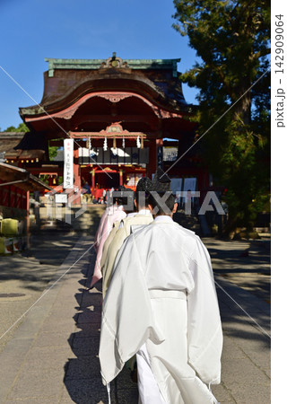 石清水八幡宮 神職の行列 石清水八幡宮 神職の行列 142909064