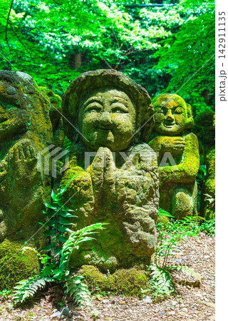 夏の京都 愛宕念仏寺の羅漢像 夏の京都 愛宕念仏寺の羅漢像 142911135