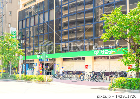 京王線・東府中駅　駅前商店街　サミット 142911720