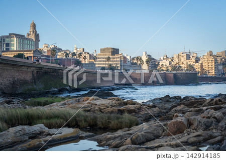Montevideo Rambla Francia View Sea Rocks City Buildings Palacio Salvo 142914185