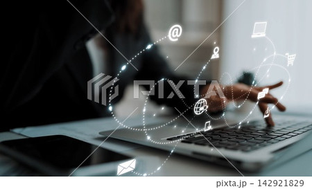 Omnichannel Marketing and Customer Journey Flow Marrow Omnichannel Marketing and Customer Journey Flow Marrow 142921829