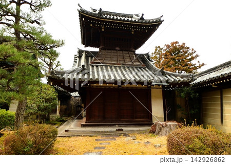 京都府　大谷祖廟　太鼓堂　京都市東山区円山町 2022年 3月 142926862