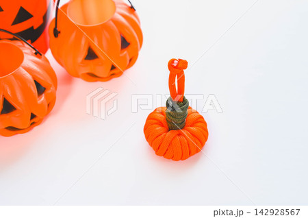 パラコードで作ったハロウインカボチャ 142928567