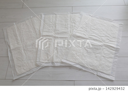 白いペット用トイレシート 白いペット用トイレシート 142929432
