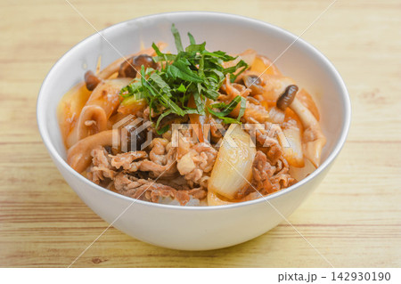 定番丼　豚丼 142930190