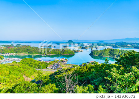 熊本 天草五橋のパノラマ風景 高舞登山展望台から 熊本 天草五橋のパノラマ風景 高舞登山展望台から 142930372