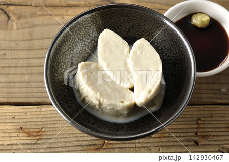 生湯葉と醤油 生湯葉と醤油 142930467