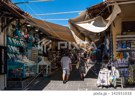 Crowded Shopping Street in Old Town Rhodes, Greece Crowded Shopping Street in Old Town Rhodes, Greece 142931038