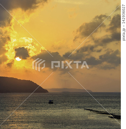 sunset on the beach sunset on the beach 142936027