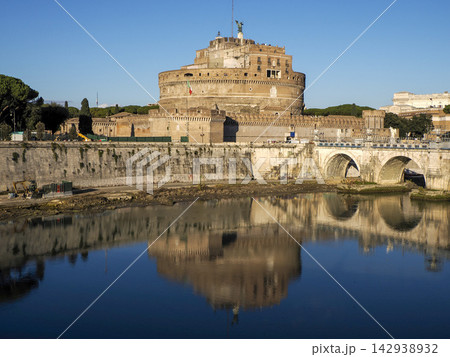 Castel Sant Angelo Reflected in Tiber River Rome Italy 142938932