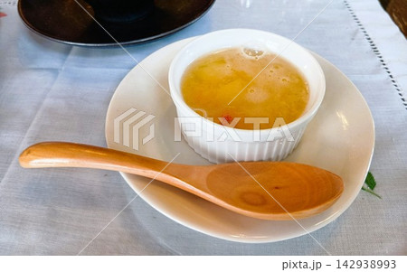 おいしい中華スープ 白キクラゲスープ おいしい中華スープ 白キクラゲスープ 142938993
