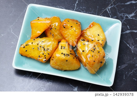 甘くて美味しい大学芋 甘くて美味しい大学芋 142939378