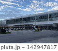 夕暮れの駅 142947817