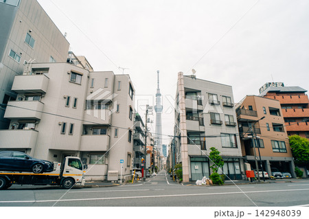 Tokyo Skytree in Sumida, Tokyo, Japan - 1 oct 2025 142948039