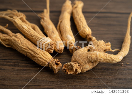 Ginseng roots herb medicine from Korea. 142951398