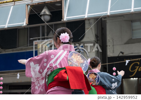 花巻まつりの華やかな祭り風景と伝統文化 花巻まつりの華やかな祭り風景と伝統文化 142959952