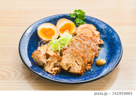 柔らか鶏チャーシューと味玉 柔らか鶏チャーシューと味玉 142959965