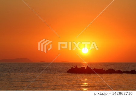 Seaside town of Turgutreis and spectacular sunsets Seaside town of Turgutreis and spectacular sunsets 142962710