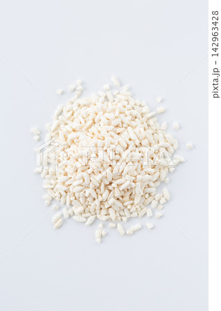 米麹 白バック 米麹 白バック 142963428