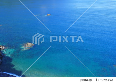 若狭湾 綺麗な海辺 若狭湾 綺麗な海辺 142966358