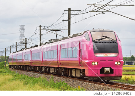 白新線 佐々木-西新発田 JR東日本 E653系1000番台 U107編成(新潟) いなほ 白新線 佐々木-西新発田 JR東日本 E653系1000番台 U107編成(新潟) いなほ 142969402