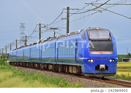 白新線 佐々木-西新発田 JR東日本 E653系1000番台 U106編成(新潟) いなほ 白新線 佐々木-西新発田 JR東日本 E653系1000番台 U106編成(新潟) いなほ 142969403
