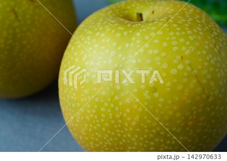 梨 142970633