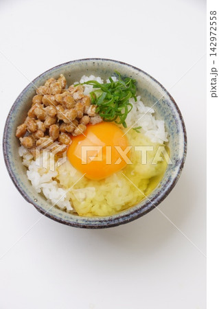 納豆たまごご飯 納豆たまごご飯 142972558