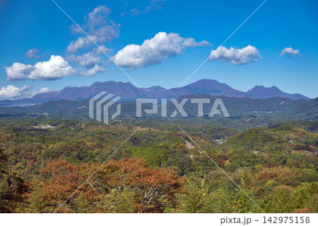 大分 岡城から望むくじゅう連山 大分 岡城から望むくじゅう連山 142975158