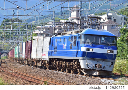 東海道本線　真鶴　JR貨物　EF210-2（岡山） 142980225