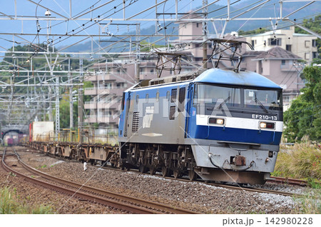 東海道本線　真鶴　JR貨物　EF210-13（岡山） 142980228
