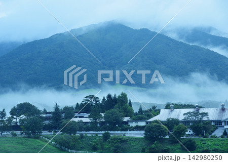 早朝の蒜山高原 早朝の蒜山高原 142980250