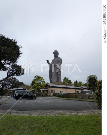 第二番目の巨大な石仏 第二番目の巨大な石仏 142996410