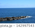水平線の見える風景 142997543