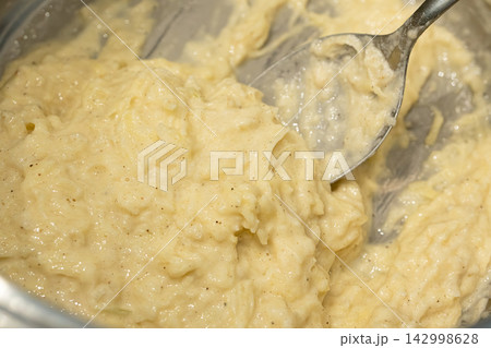 Potato Pancakes, Draniki, Deruny, Potato Latkes, or Latkas, Irish Cakes 142998628